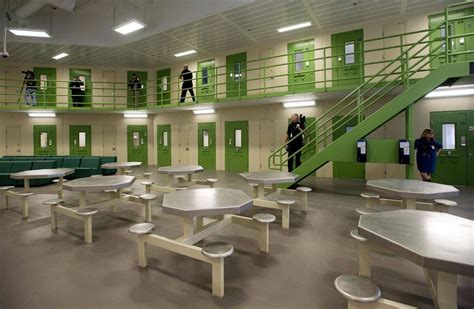 Inmates at Canada’s second-largest jail protest problems with hunger ...