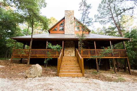 Runnin' Moon | Broken Bow Luxury Vacation Cabins | Hochatown, Oklahoma ...