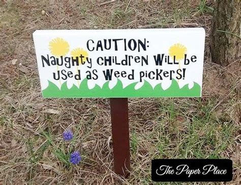 25 super funny Garden signs - A girl and a glue gun