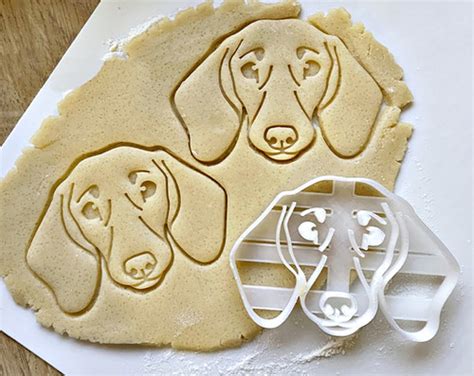 Dachshund Cookie Cutter | Baker Street Cutters