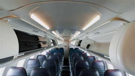 United adds roomier plane for regional flights: the Bombardier CRJ-500