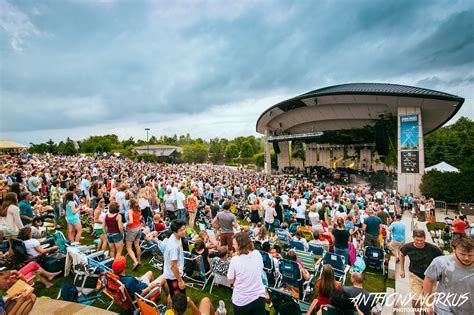 Meijer Gardens amphitheater to replace six-year-old concession building, add restrooms, bars ...