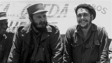 Che Guevara After Death Photos