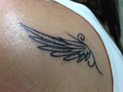 New angel wing ️ Tribal Tattoos, Tattoos Skull, Subtle Tattoos, Feather ...