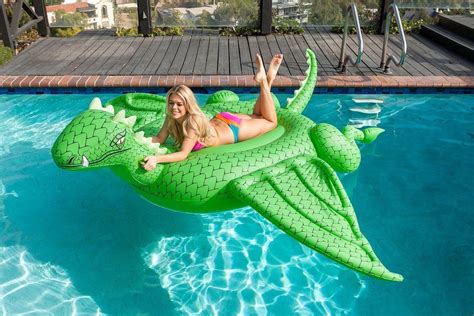 Everybody in the pool! 10 of the coolest pool floats for the whole family | Swimming pool toys ...