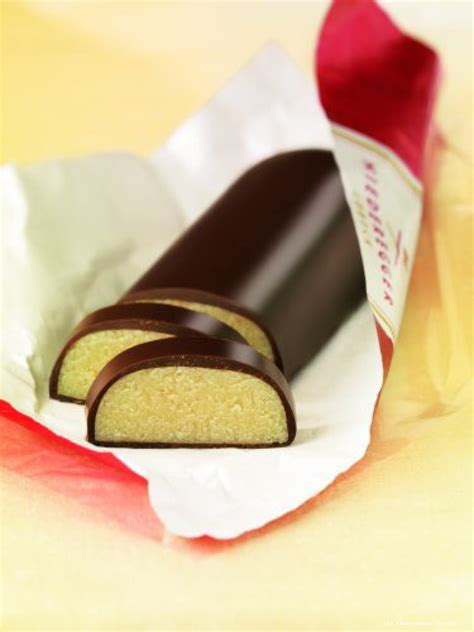 Free Niederegger Marzipan 48g loaf with every order | News | Chocolates Direct