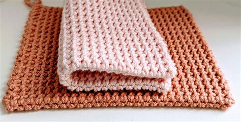 Crochet Extra Thick Potholder | AllFreeCrochet.com