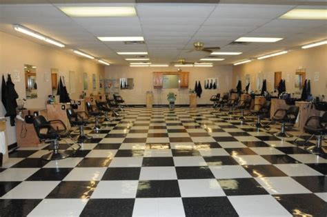 Missions Barber College – Training Barbers of the Future