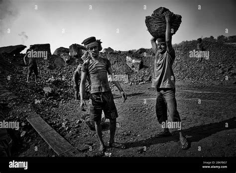 Coal in Jharkhand, India Stock Photo - Alamy