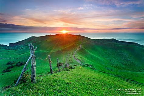 Rolling Hills | Sunset at Rolling Hills BATANES June 5, 2011… | Flickr