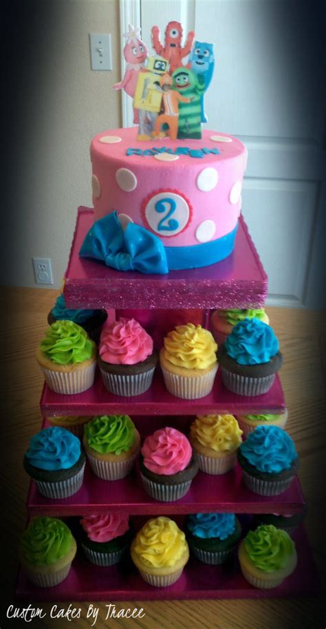 Yo Gabba Gabba girly cupcake tower | The colors and decorati… | Flickr