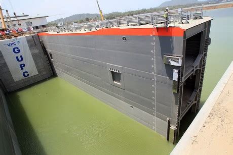 250 Panama canal zone Stock Pictures, Editorial Images and Stock Photos | Shutterstock