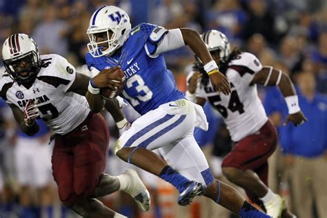 Kentucky Wildcats Football: Fact and Fiction - A Sea Of Blue