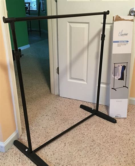 Easy, cheap DIY backdrop stand using a garment rack height is adjustable if not using for ...