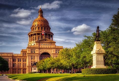 Top 10 Austin Tourist Attractions & Easy Day Trips | Attractions of America