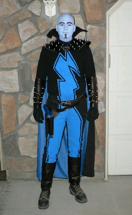 Homemade megamind costume! Good times lol | Super hero costumes, Halloween inspiration, Hero ...