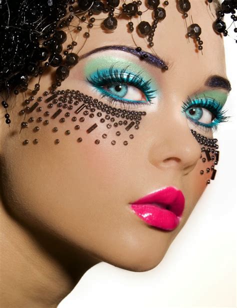 Best Makeup Choice: Cool Makeup Ideas