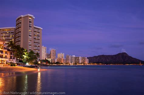 Waikiki Beach at Night | Honolulu, Hawaii | Photos by Ron Niebrugge