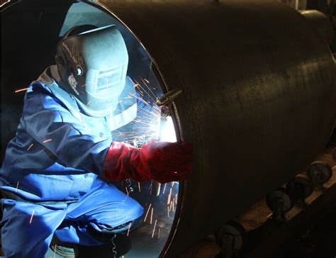 The Dangers of Welding in Insufficiently Ventilated Spaces | AIRGOMIG