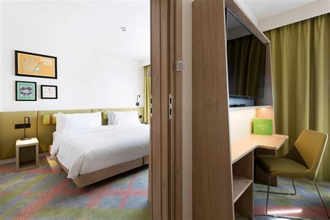 Hampton By Hilton Krakow Airport Rooms: Pictures & Reviews - Tripadvisor