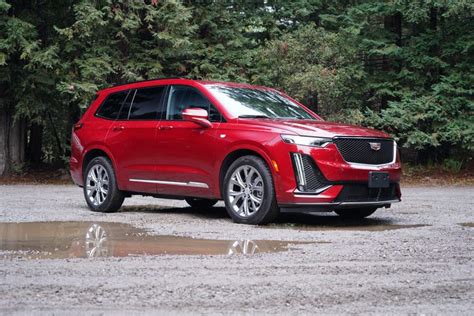 2020 Cadillac XT6 review: Bigger, but only a little better - CNET