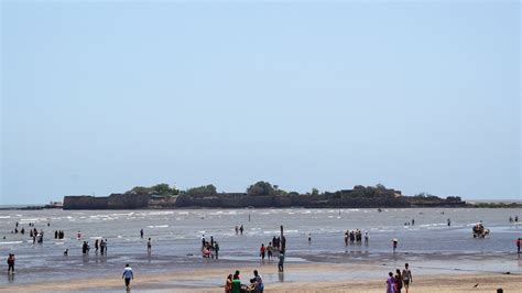 Alibaug Beach - Logout World