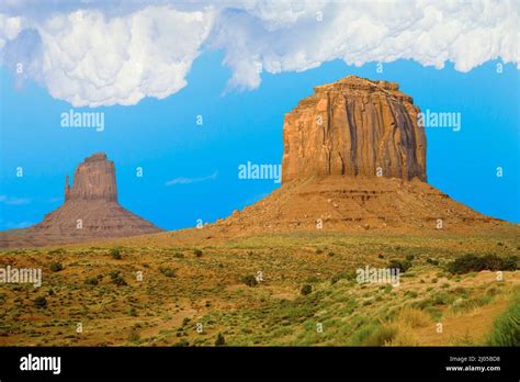 Striking Landscape in Monument Valley, Navajo Nation, Arizona Stock ...