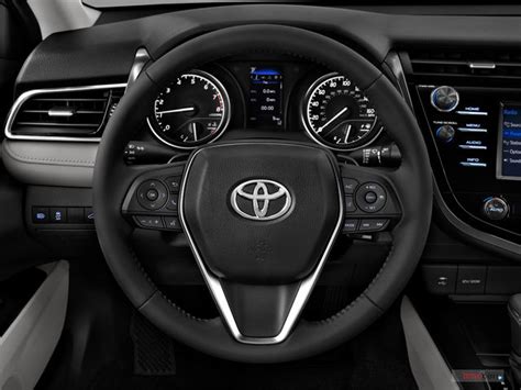 2019 Toyota Camry: 99 Interior Photos | U.S. News