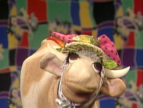 Image - Gladys the Cow in Sing Yourself Silly.png | Mikeyminizback Wiki | Fandom powered by Wikia