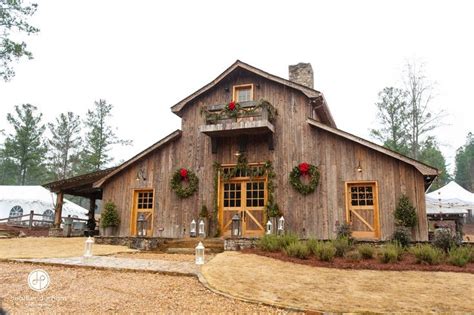 christmas barn decor | Barn style house