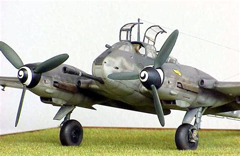 Messerschmitt Me 410B-2 by Andrea Mariottini (Revell-Monogram 1/48)