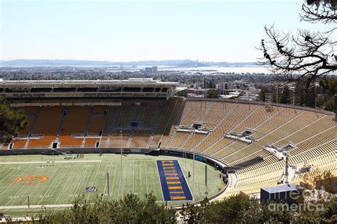 Cal Golden Bears California Memorial Stadium Berkeley California ...