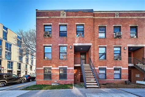 209 Berry St #1, Brooklyn, NY 11249 | Zillow