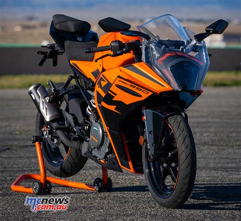 KTM RC 390 Review – Track test with Rennie | MCNews