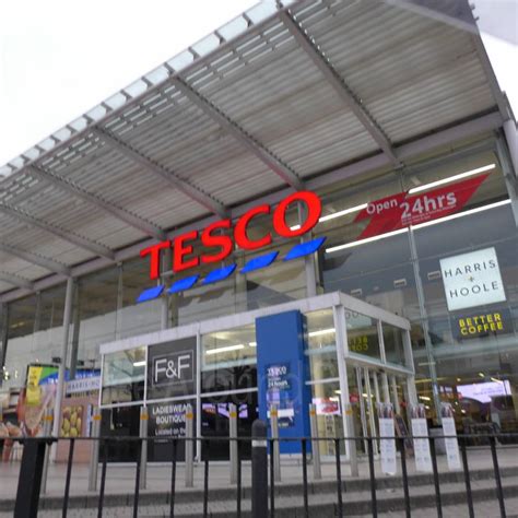 Tesco Kensington Superstore, Kensington, London - See Around Britain