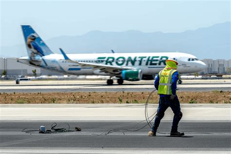 Spirit and Frontier are Merging to Create a Super Budget Airline ...