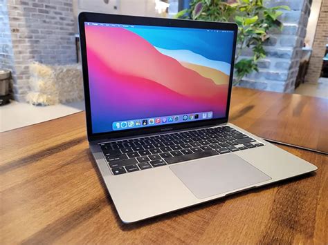 Macbook Air M1 giá bao nhiêu? Báo giá tốt nhất 2023!