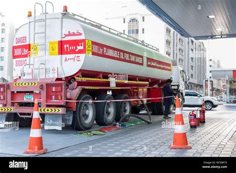 Petrol tanker filling underground hi-res stock photography and images ...