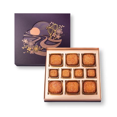 Kee Wah Bakery | Full Reunion Mooncake Gift Box (10 pcs) keewah.com