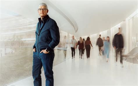 Tim Cook Leadership Style: Insights into Apple's CEO