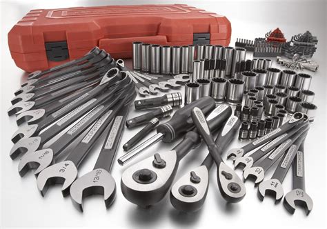 Craftsman 153 piece Universal Mechanics Tool Set