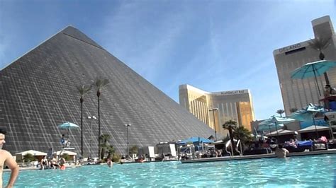 Luxor Hotel Swimming Pool, Las Vegas Nevada | Hotel swimming pool, Las vegas nevada, Luxor