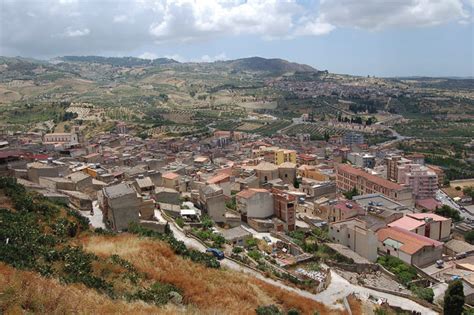 Burgio - Sicily, history, culture, archeology, gastronomy, tourism, hotels, restaurants, tours ...