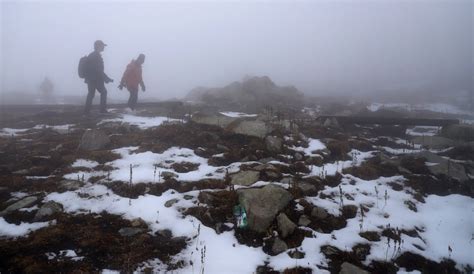 In Frames: Season's First Snow Turns Gulmarg's Affarwat Cinematic ...