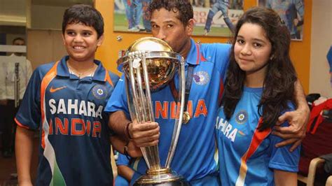 Rare pictures of Sachin Tendulkar with his family - India.com