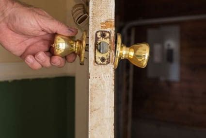 How to Replace a Door Knob Spindle | DoItYourself.com