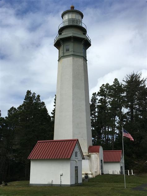 Grays Harbor Lighthouse, Washington (4/1/18) | Lighthouse photos, Lighthouse, Beautiful castles