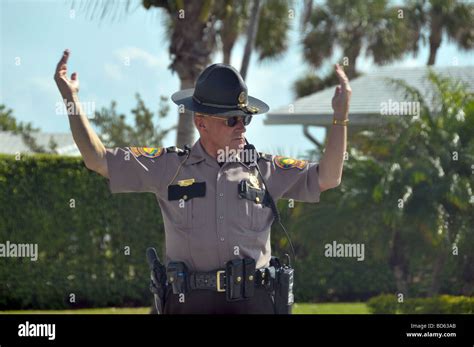 Florida Highway Patrol directing traffic at accident site Stock Photo ...