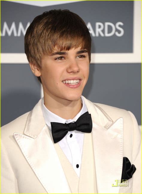 Justin Bieber - Grammys 2011 Red Carpet: Photo 2519329 | 2011 Grammy ...