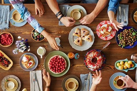 13 Toast & Speech Ideas For Thanksgiving 2018 That Are All About Gratitude